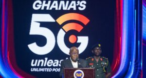 Ghana : le Président Akufo-Addo inaugure la 5G