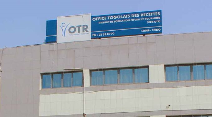 Les demandes d’immatriculation de véhicules se font désormais en ligne sur SYDONIA World