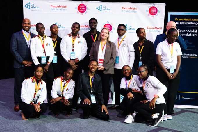 STEM et défis énergétiques en Afrique : ExxonMobil récompense les solutions innovantes des élèves