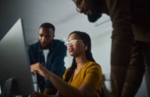 Djanta Tech Hub forme en Design Thinking à Lomé en février 2025 Commonwealth : Le Togo lance un programme gratuit de certification numérique