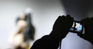 Revenge porn : quand l’intimité devient une arme numérique