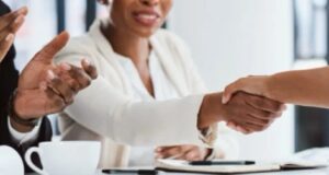 Arnaques à l'emploi : la tactique des entretiens d'embauche piégés