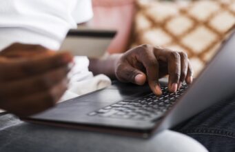 Achats en ligne : voici comment repérer un site frauduleux Achats en ligne : voici comment repérer un site frauduleux