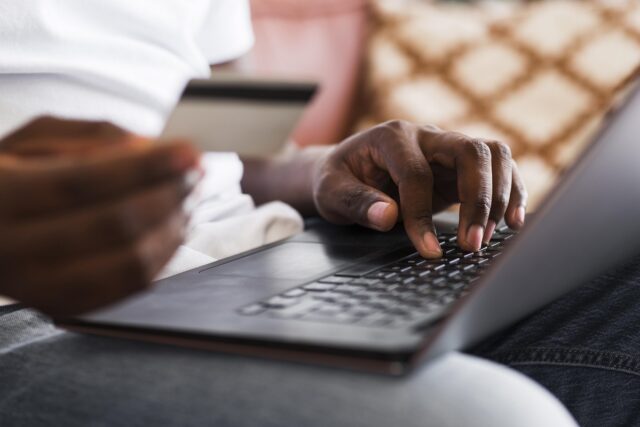 Achats en ligne : voici comment repérer un site frauduleux