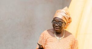 Arnaques en ligne Meta veut protéger les personnes âgées 