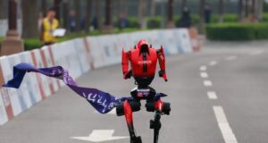 Semi-marathon de robots humanoïdes : la Chine fait sensation