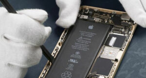 Batteries de smartphones : l’Europe impose le remplacement facile dès 2027