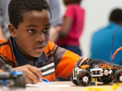 AfriStack initie les jeunes des Lacs aux métiers du numérique AfriStack initie les jeunes des Lacs aux métiers du numérique