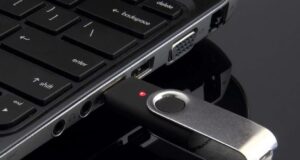 Débrancher une clé USB sans l'éjecter : est-ce si dangereux ?