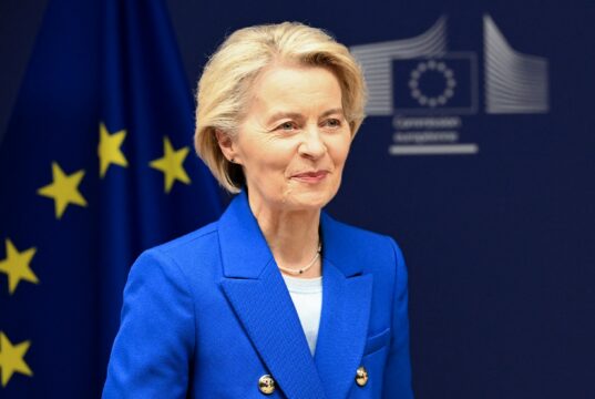 L’UE veut mettre fin aux fonctions addictives sur Facebook et Instagram L'UE veut mettre fin aux fonctions addictives sur Facebook et Instagram