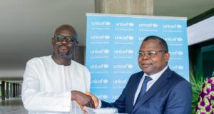 Le Bénin renforce l'éducation par le numérique dans ses collèges
