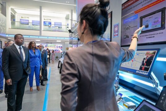 Togo : la Chine promet des formations gratuites en robotique et 6G Togo : la Chine promet des formations gratuites en robotique et 6G