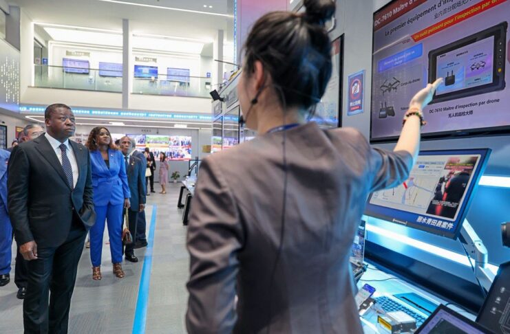 Togo : la Chine promet des formations gratuites en robotique et 6G